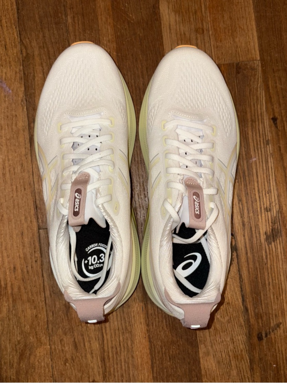 Kayano 32 - Picture 2 of 4